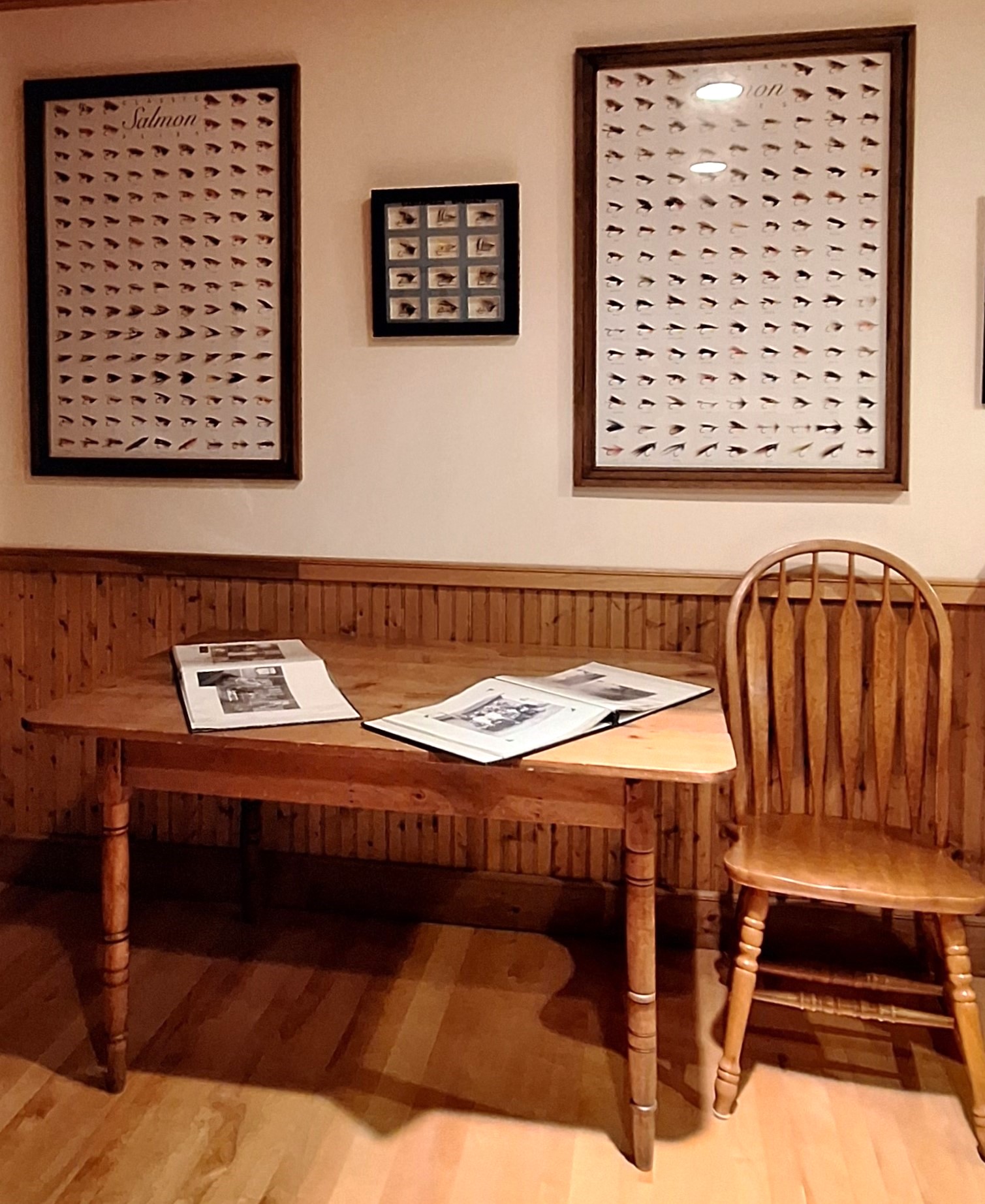 Click to enlarge Notre salle de documentation.